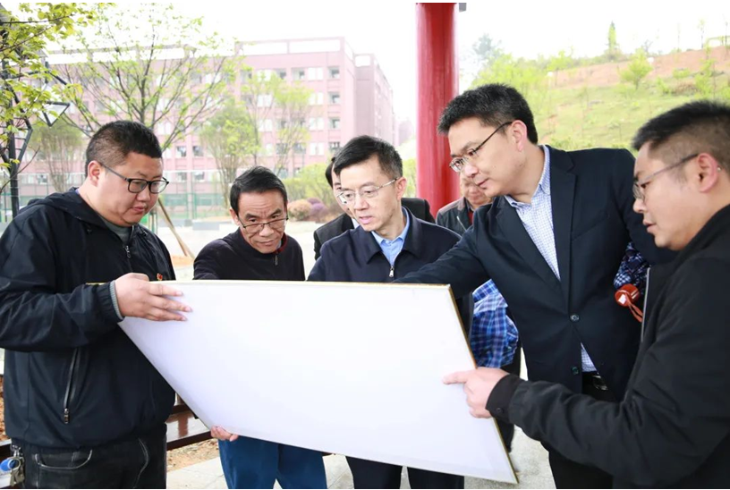 省教育厅领导莅临沐鸣娱乐调研指导工作