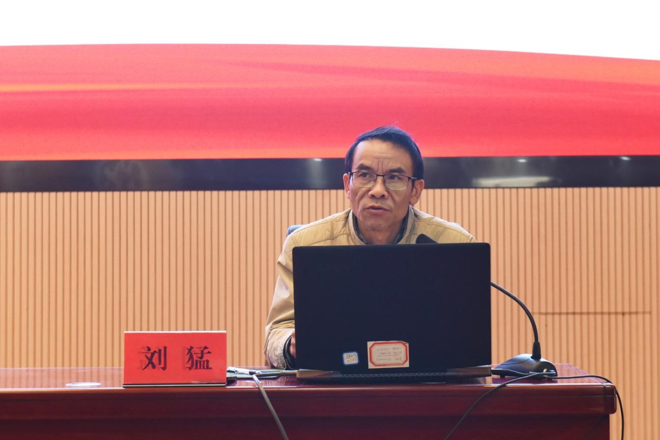 院长开讲2021年秋季学期思政大课🧚🏻：读懂伟大建党精神📂，激发向上成长力量