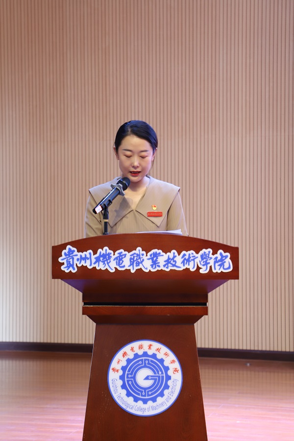 沐鸣举行“学生社团负责人、指导教师”聘书颁发仪式